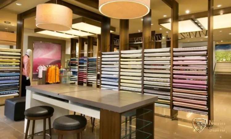 اهمیت قفسه‌ بندی و دکور مغازه