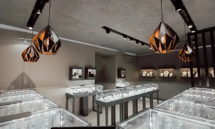 اصول چیدمان مغازه طلا فروشی